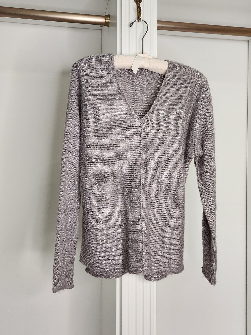 Tommy Hilfiger Silver-Gray Sequined V-Neck Sweater